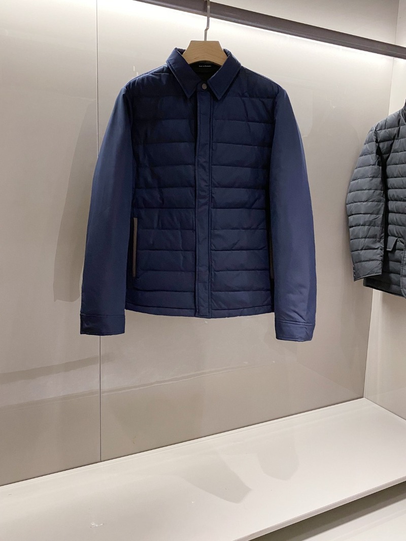 제냐 STRATOS 나일론 셔츠 다운 패딩 자켓 재킷은 겨울철에 편안하게 착용할 수 있는 아이템입니다. 리밋플 review