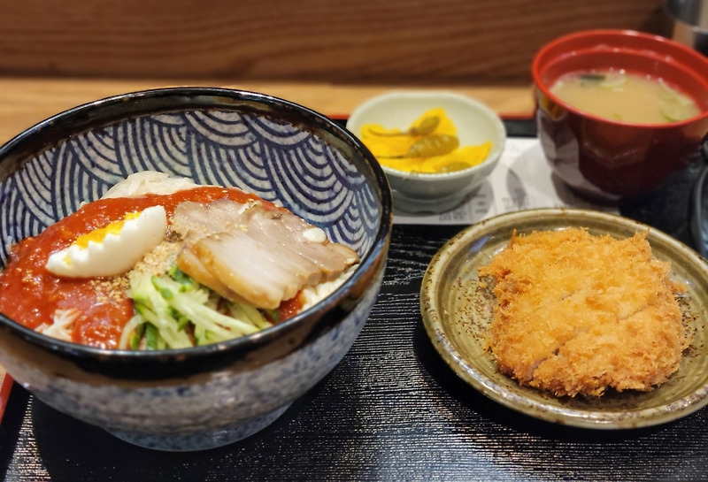 [서울] 1200년 전통의 나가사키 장인들의 손맛을 재현한 타쿠미 나가사키