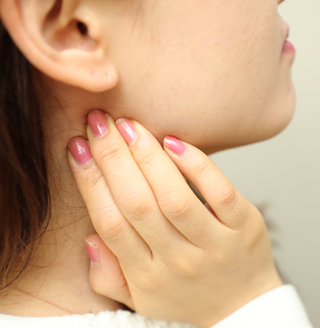 귀밑 통증 원인과 증상은 무엇