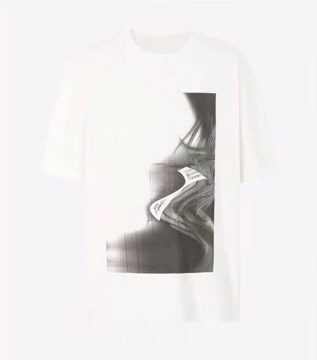 [MAISON MARGIELA] 메종 마르지엘라 일루젼 프린트 반팔 티셔츠