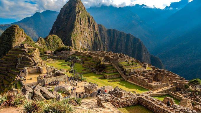 마추픽추 폐쇄, 잉카 유적지 찾은 관광객 수백 명 발 묶여...