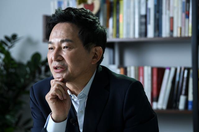 원희룡 나이 국회의원 프로필 와이프 부인 강윤형 결혼 자녀 가족 재산