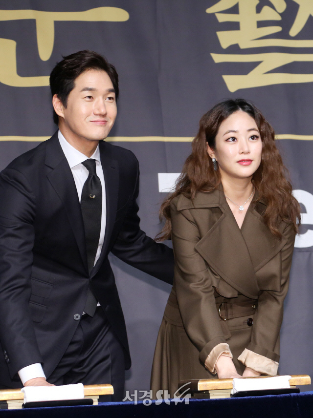 유지태 나이 배우 김효진 와이프 부인 아내 결혼 남편 자녀 가족 프로필