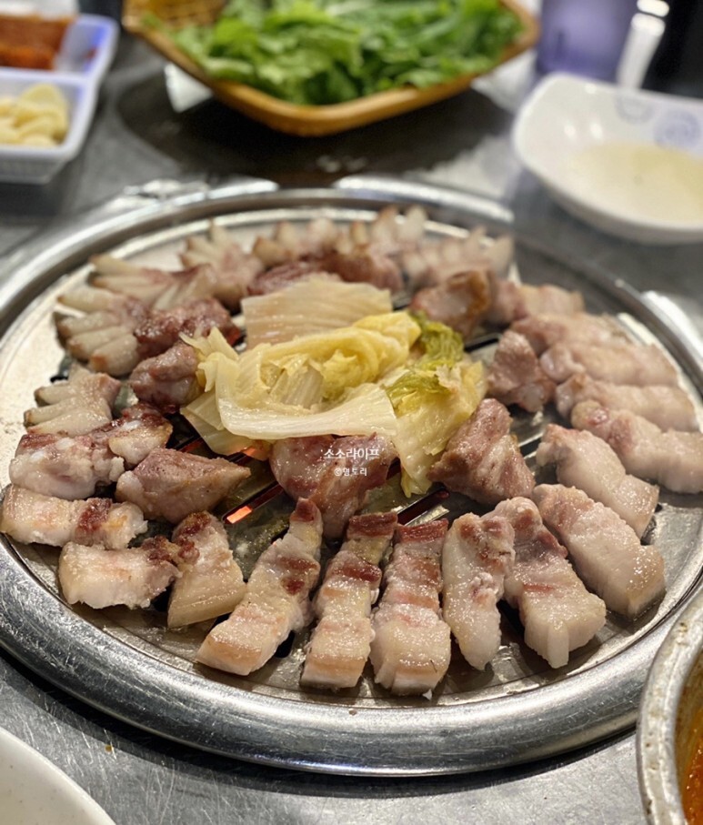 [제주도] 깡촌흑돼지 : 함덕해수욕장 고기를 직접 구워주는 흑돼지 맛집
