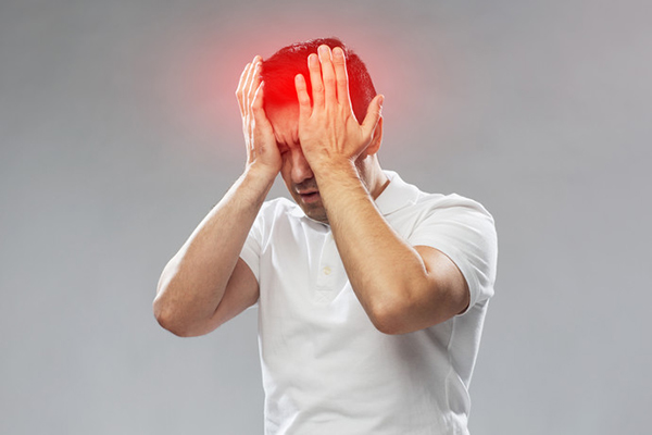 두통 눈통증이 느껴진다면 안질환을 의심해 봐야 한다