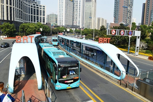 호치민시 광역급행버스, 첫번째 노선 26 구간 확정…1억4200만달러 투입