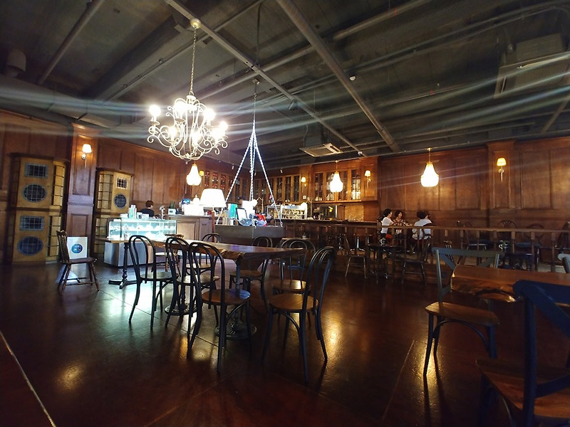 부산 남구 용호동 카페: 라떼가 맛있는 “유동커피”