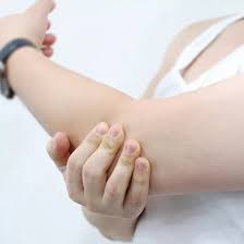 팔꿈치 통증 원인과 치료방법