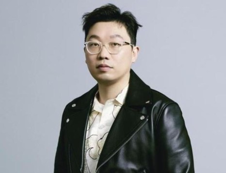 기상캐스터 김가영(35)이 그룹 방탄소년단의 음악프로듀서 피독(본명 강효원·41)과의 열애