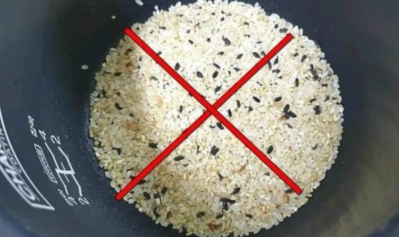 쌀 올바르게 씻는 방법, 내부 솥으로 살을 씻지 않아야 한다. 올바르게 밥을 잘 짓는법, 하는법, 내부 솥 코팅 인체 유해 가능성?