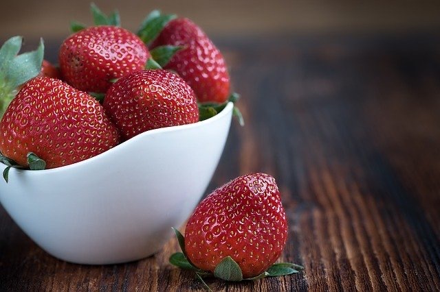 비타민C의 왕! 딸기. 딸기 건강하게 먹기. 딸기의 좋은 영양소.