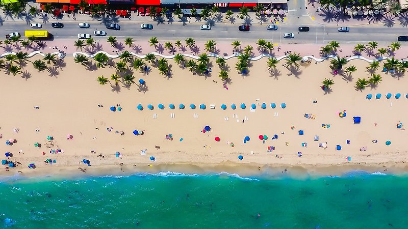 미국 플로리다 해변 개방, 국민들의 비난 여론 확산