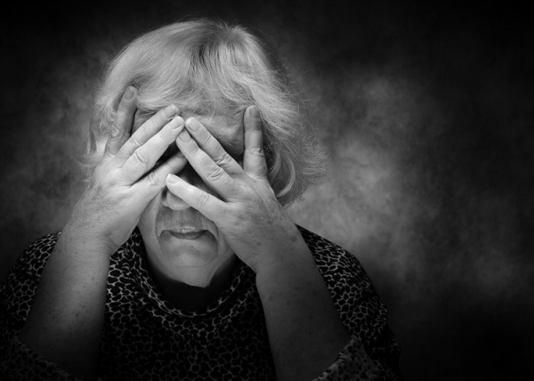 노인의 시력 및 청력저하가 우울 및 인지기능에 미치는 영향
