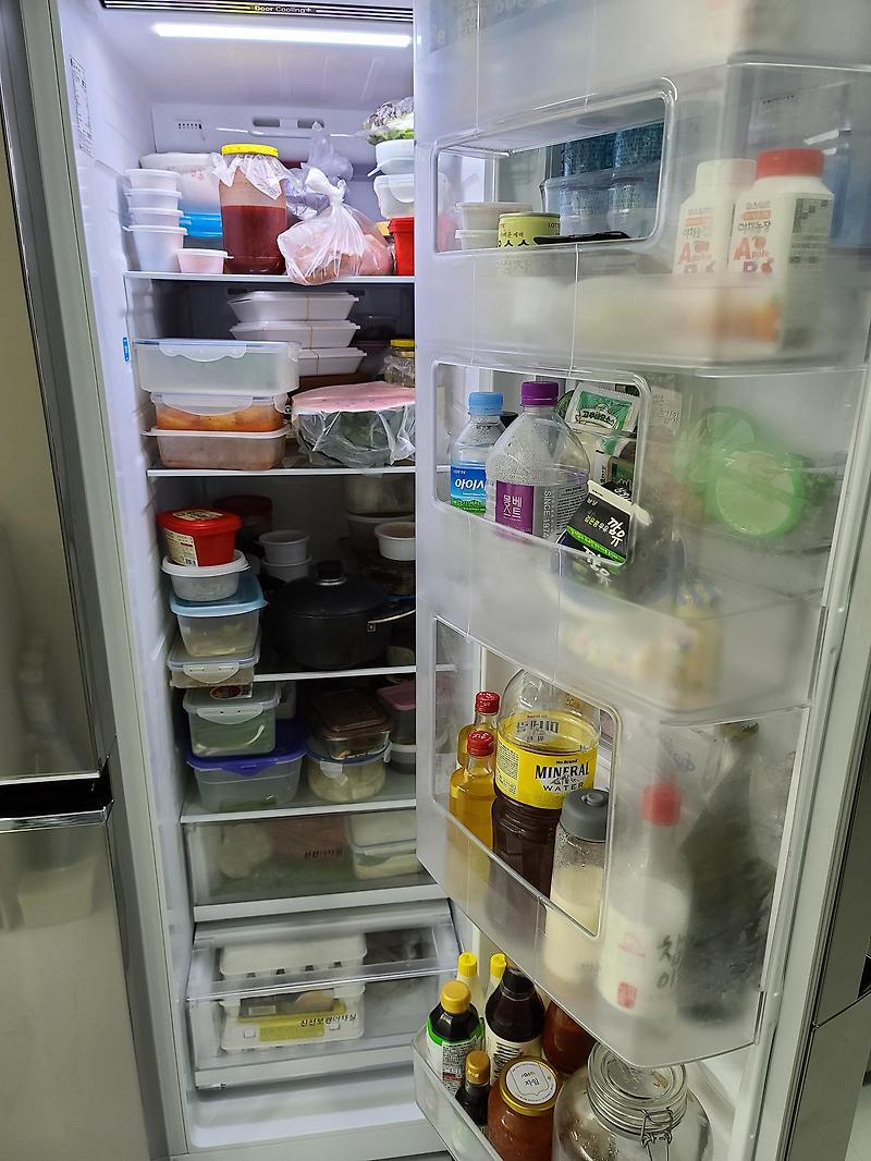 냉장고 정리하기 1탄_우리집 냉장고는 작지 않아요_내가 게으를 뿐 ㅠㅠ