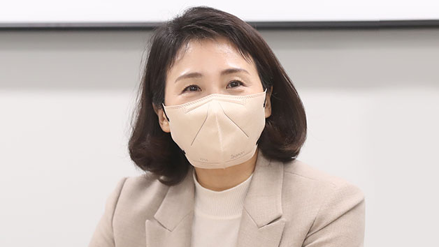 경기도가 이재명 후보 부인 김혜경씨 법인카드 의혹으로 배모 씨를 경찰에 고발했습니다.