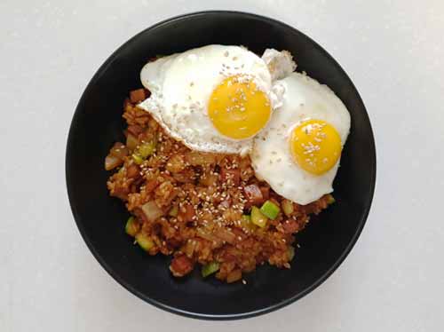 고추장 볶음밥 / Gochujang fried rice