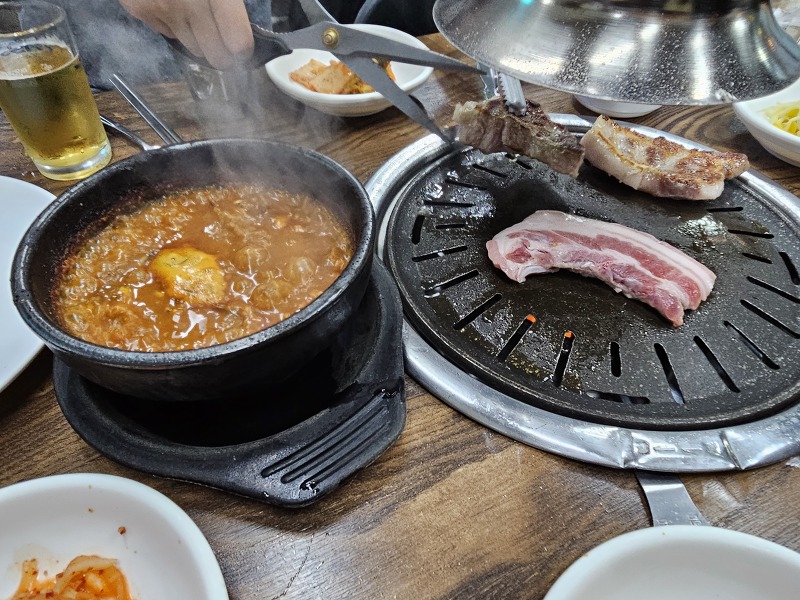 [제주] 솔지식당 - 오겹살, 목살, 멜조림, 순두부찌개, 공깃밥