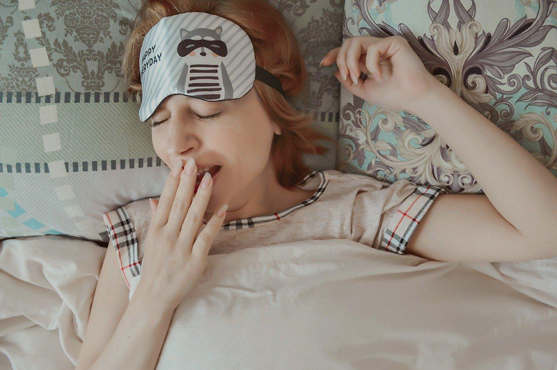 수면의 질을 떨어뜨리는 수면무호흡증 증상 과 치료는?