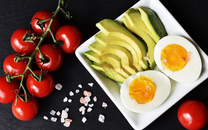 저탄고지 다이어트(Ketosis Diet): 건강과 체중 관리의 황금 열쇠