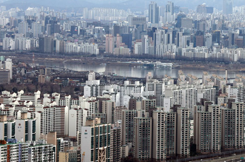 정부 통계로도 확인된 서울 아파트 평균 매매가 9억원 넘는다.