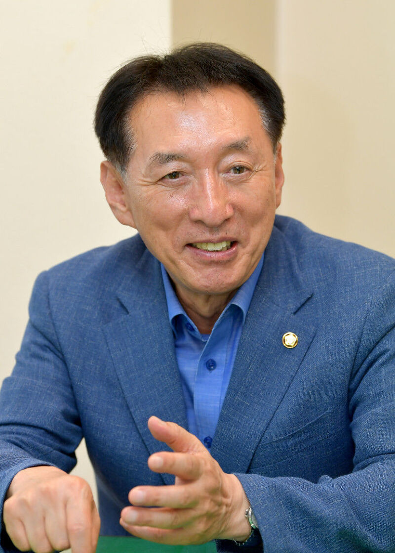 김석기 국회의원 프로필