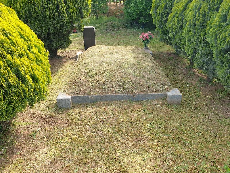 김제 공동묘지 벌초