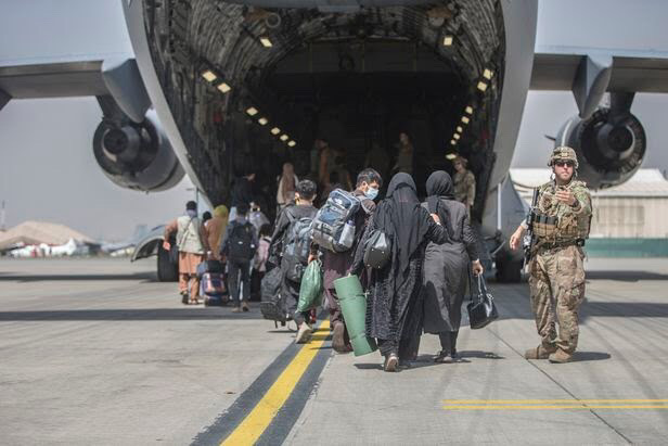 아프간 난민 한국 협력 아프간인 380여명 특별공로자 입국 진천 공무원인재개발원 수용