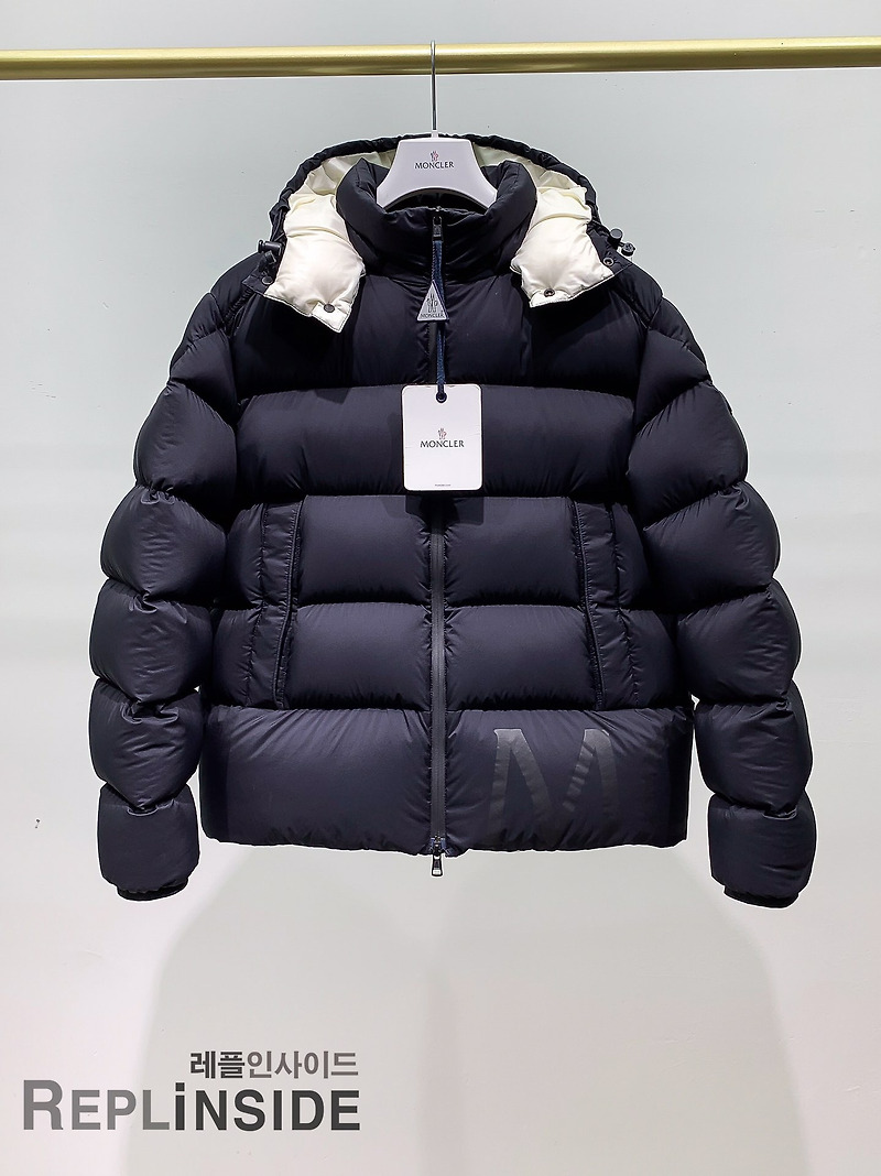 [MONCLER] 몽클레어 19FW WILMS 패딩 블랙 패치 로고