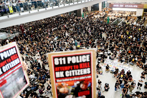 사흘째 홍콩 시위.....이유는? 송환법이란? 물대포 최루탄까지 동원
