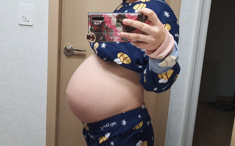 임신 35주 1일 - 배 크기 사진