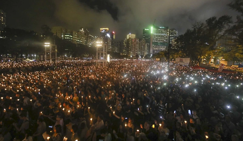 홍콩, 중국 천안문  시위 기념 집회 30년 만에 금지