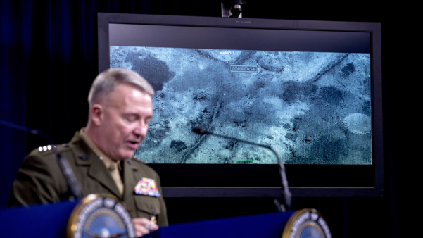 미군 IS 수괴 알바그다디 공습 영상 및 사진 공개
