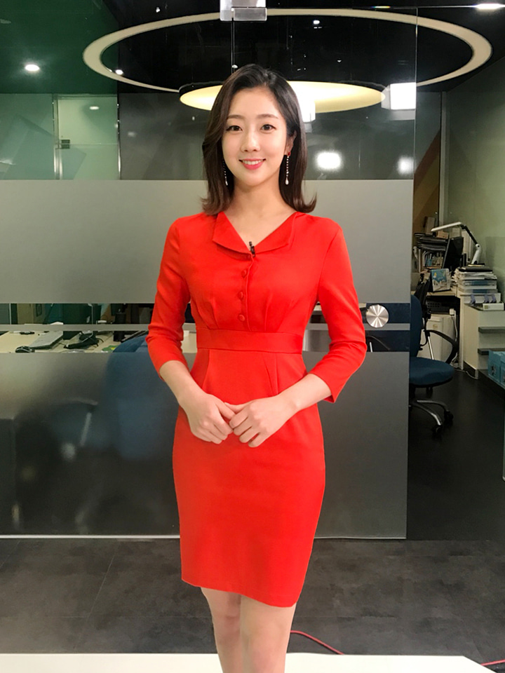 SBS 양태빈 기상캐스터  원피스핏 몸매 움짤 인스타그램 비키니