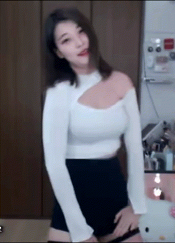 일본인 bj 안나 가터벨트 노출 핫팬츠 몸매 섹시댄스 움짤