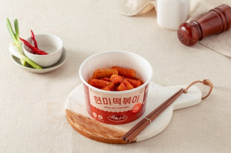 다이어터들도 맘 편히 '씹뜯맛즐' 할 수 있는 건강한 현미떡볶이