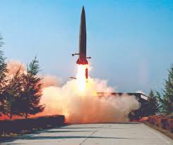 북한 발사체 2발 발사 미사일??