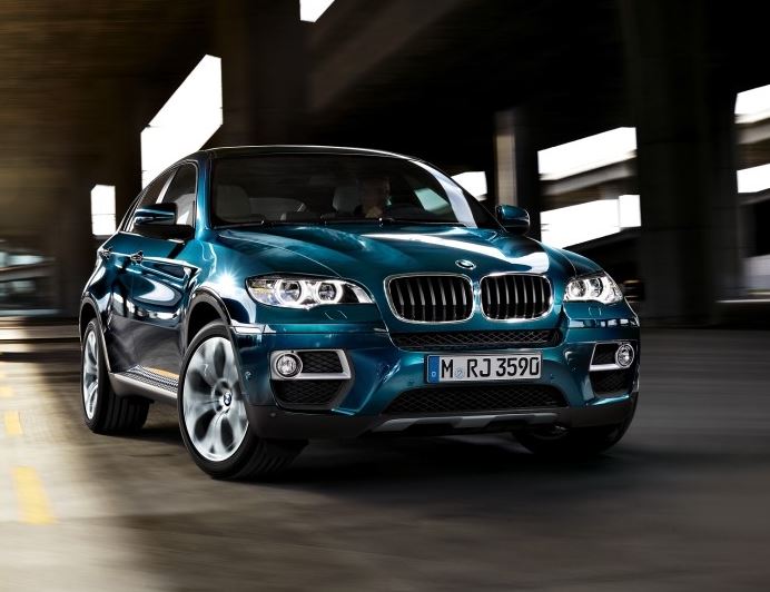BMW X6 디자인과 효율을 모두