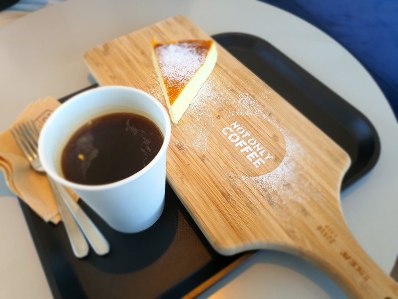 [Not Only Coffee] 치즈케이크 맛집인 수성못 카페, 낫 온리 커피