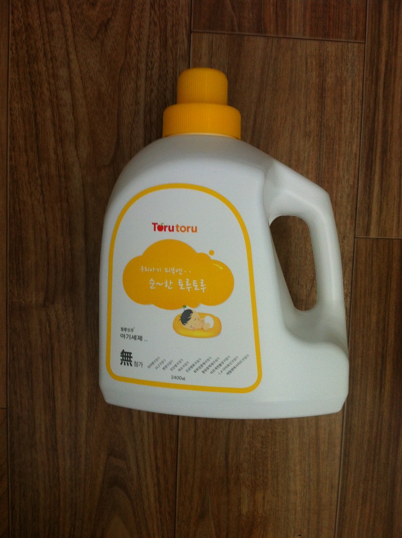 아기 세탁세제 토루토루 (2400ml)