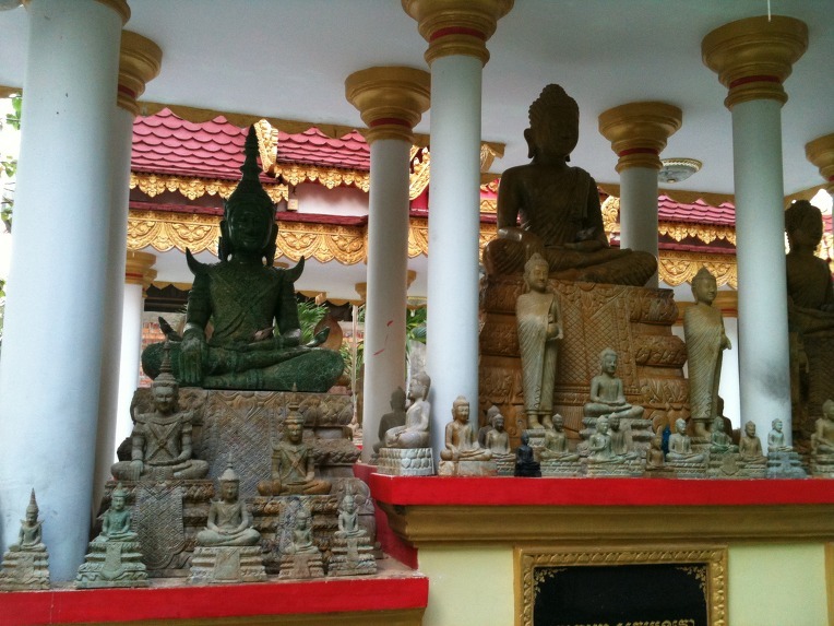 캄보디아 시엠립 한인호텔&한인게스트하우스 - 캄보디아 바탐방(Battambang) 불교사원