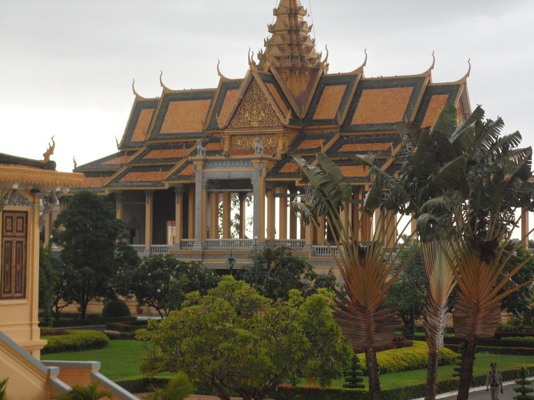 캄보디아 카지노 - 캄보디아 프놈펜 왕궁2