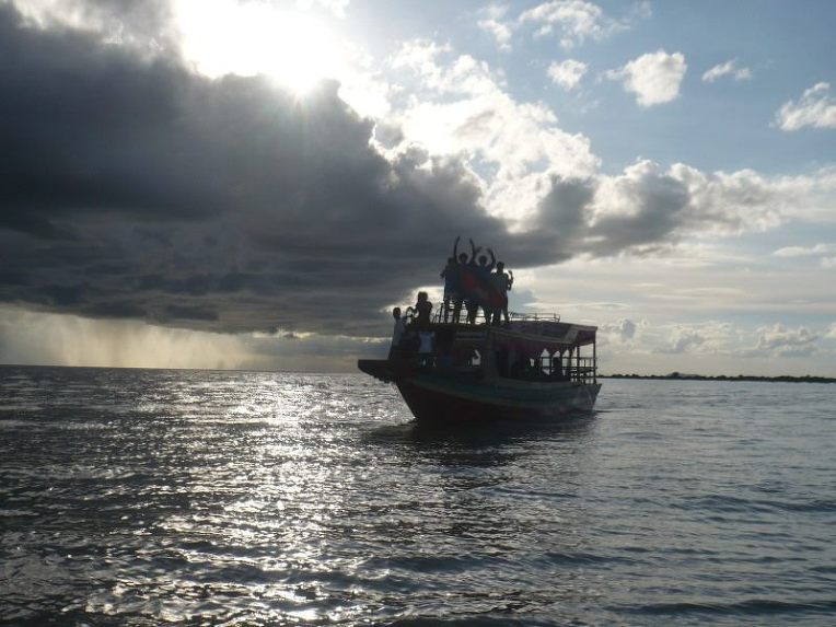 캄보디아 시엠립 소폰빌라 게스트하우스 - 툰레삽 호수(깜퐁 플럭)