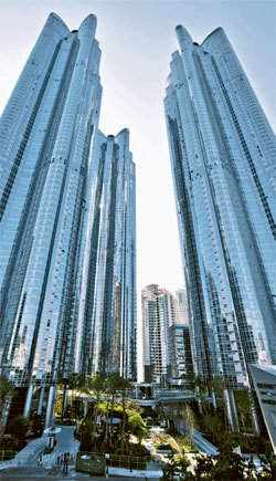 해운대 300m 아파트 . 우리나라에서 제일 높은 건물은? 해운대 두산위브더제니스 . 빌딩높이 순위
