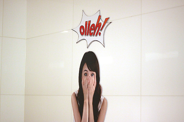 KT 올레스퀘어의 기발하고 재미있는 화장실 광고