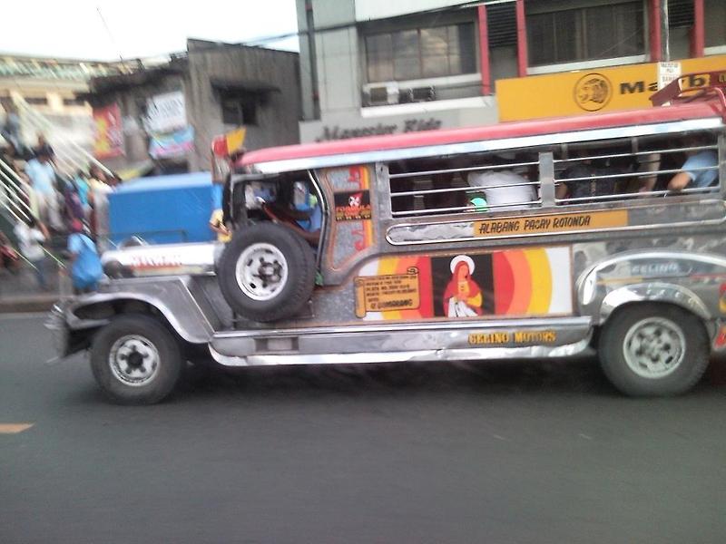 예술의 경지에 오른 지프니, 트라이시클, 페디캡 - 필리핀의 교통수단