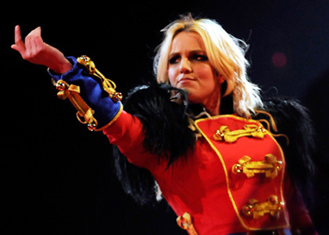 I'm Not a Girl, Not Yet a Woman - Britney Spears