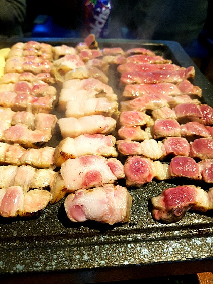 영통역 맛집 : 삼겹살 목살 고기 구워주는 쏘삼돼지 208 후기