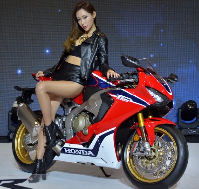 125cc 오토바이 추천 혼다 CBR125R의 가격 및 제원