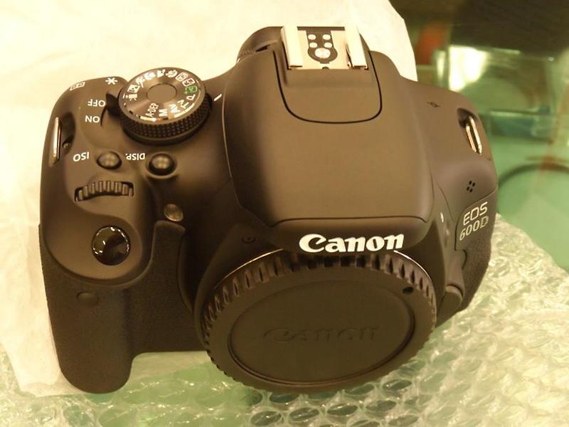 [Canon] 캐논600D DSLR 표준렌즈 킷. 역시 DSLR은...카메라의 왕