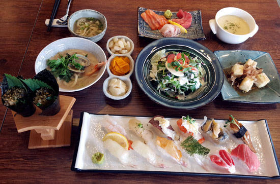 다양한 일본 정통스시의 맛 초밥전문점 ‘스시 유이‘